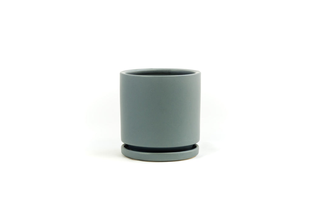 8.5" Porcelain Plant Pot and Tray in Gray